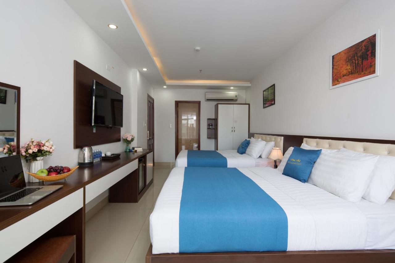 Dong Bac Hotel Da Nang Exterior photo